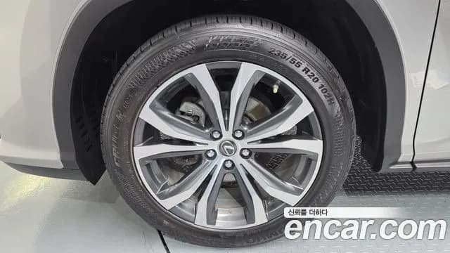 2019 Lexus RX450h 4th Gen Executive Sold VIN JTJBGMCA0K2043189 – dashboard 2019 Lexus RX450h 4th Gen Executive Sold VIN JTJBGMCA0K2043189 – dashboard