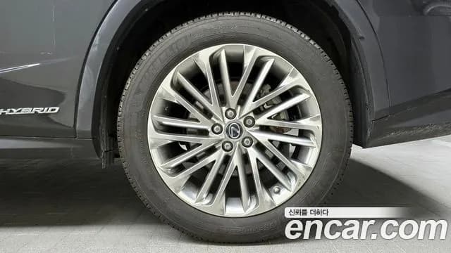 2021 Lexus RX450h 4th Gen Executive Sold VIN JTJBGMCAXM2065851 – photo 11 2021 Lexus RX450h 4th Gen Executive Sold VIN JTJBGMCAXM2065851 – photo 11