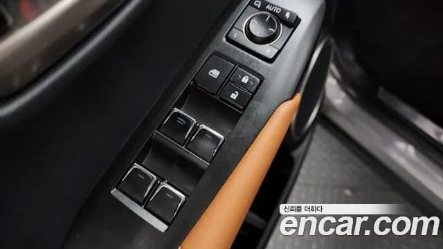 2021 Lexus NX300h Supreme Sold VIN JTJDJRDZ3M2165480 – exterior detail 2021 Lexus NX300h Supreme Sold VIN JTJDJRDZ3M2165480 – exterior detail
