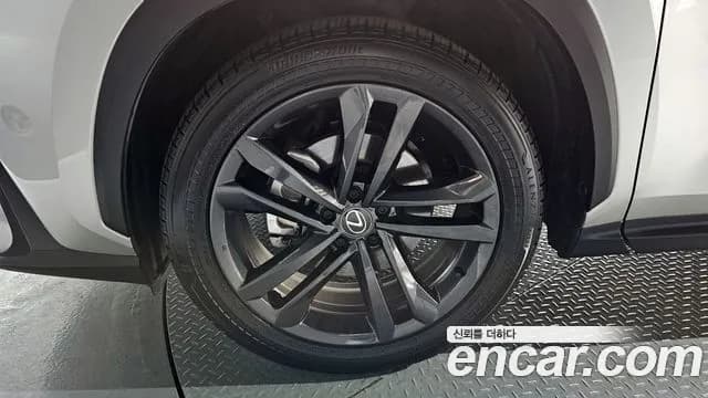 2025 Lexus NX350h 2nd Gen Premium Sold VIN JTJGKAEZ8S2051062 – photo 11 2025 Lexus NX350h 2nd Gen Premium Sold VIN JTJGKAEZ8S2051062 – photo 11