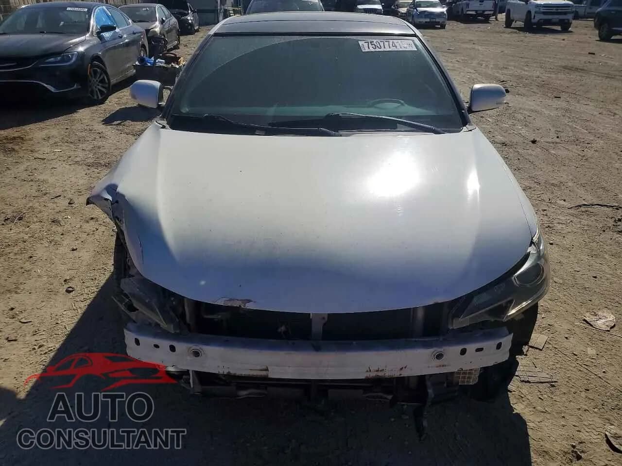 2014 TOYOTA SCION Damaged VIN JTKJF5C72E3079713 – interior seats 2014 TOYOTA SCION Damaged VIN JTKJF5C72E3079713 – interior seats