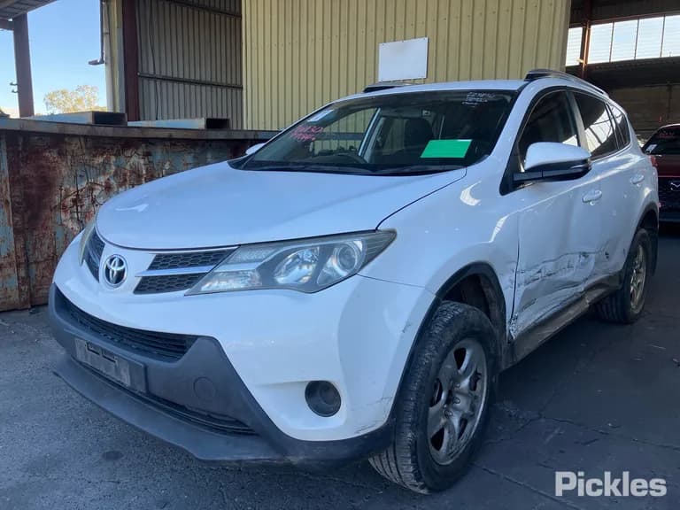 2013 Toyota RAV4 Used VIN JTMBAREV00D035841 – photo 20 2013 Toyota RAV4 Used VIN JTMBAREV00D035841 – photo 20