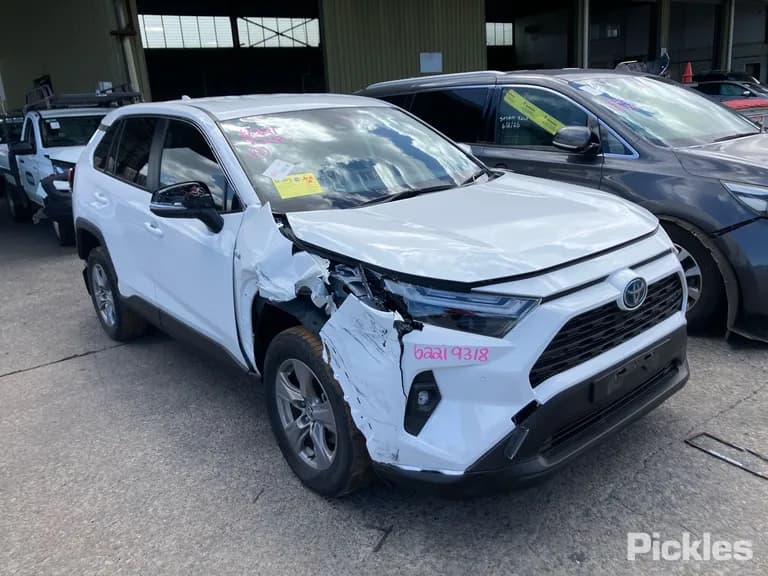 2022 Toyota RAV4 Used VIN JTMBW3FV30D165285 – engine bay 2022 Toyota RAV4 Used VIN JTMBW3FV30D165285 – engine bay