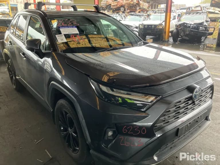 2022 Toyota RAV4 Used VIN JTMDW3FV10D141365 – rear exterior 2022 Toyota RAV4 Used VIN JTMDW3FV10D141365 – rear exterior