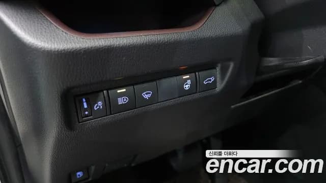 2019 Toyota RAV4 5th Gen 2.5 4WD Hybrid Sold VIN JTMDWRFV1KD029154 – interior seats 2019 Toyota RAV4 5th Gen 2.5 4WD Hybrid Sold VIN JTMDWRFV1KD029154 – interior seats
