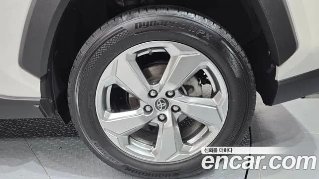 2019 Toyota RAV4 5th Gen 2.5 4WD Hybrid Sold VIN JTMDWRFV1KD029154 – engine bay 2019 Toyota RAV4 5th Gen 2.5 4WD Hybrid Sold VIN JTMDWRFV1KD029154 – engine bay