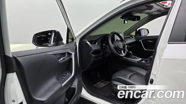 2019 Toyota RAV4 5th Gen 2.5 4WD Hybrid Sold VIN JTMDWRFV1KD029154 – photo 15 2019 Toyota RAV4 5th Gen 2.5 4WD Hybrid Sold VIN JTMDWRFV1KD029154 – photo 15