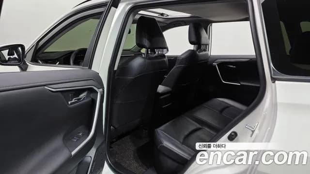 2019 Toyota RAV4 5th Gen 2.5 4WD Hybrid Sold VIN JTMDWRFV1KD029154 – photo 27 2019 Toyota RAV4 5th Gen 2.5 4WD Hybrid Sold VIN JTMDWRFV1KD029154 – photo 27