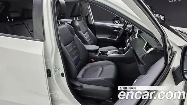 2019 Toyota RAV4 5th Gen 2.5 4WD Hybrid Sold VIN JTMDWRFV1KD029154 – photo 28 2019 Toyota RAV4 5th Gen 2.5 4WD Hybrid Sold VIN JTMDWRFV1KD029154 – photo 28