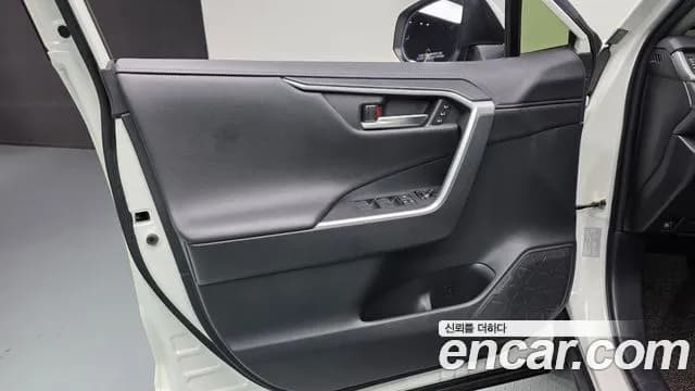 2019 Toyota RAV4 5th Gen 2.5 4WD Hybrid Sold VIN JTMDWRFV1KD029154 – photo 30 2019 Toyota RAV4 5th Gen 2.5 4WD Hybrid Sold VIN JTMDWRFV1KD029154 – photo 30