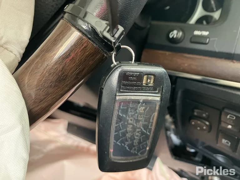 2018 Toyota Landcruiser Used VIN JTMHV05J004248117 – trunk area 2018 Toyota Landcruiser Used VIN JTMHV05J004248117 – trunk area