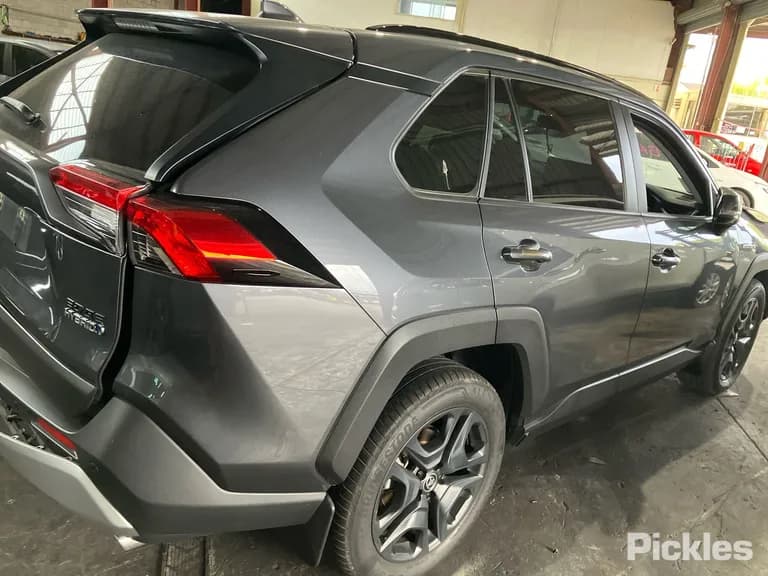 2024 Toyota RAV4 Used VIN JTMJW3FV10D258592 – photo 16 2024 Toyota RAV4 Used VIN JTMJW3FV10D258592 – photo 16