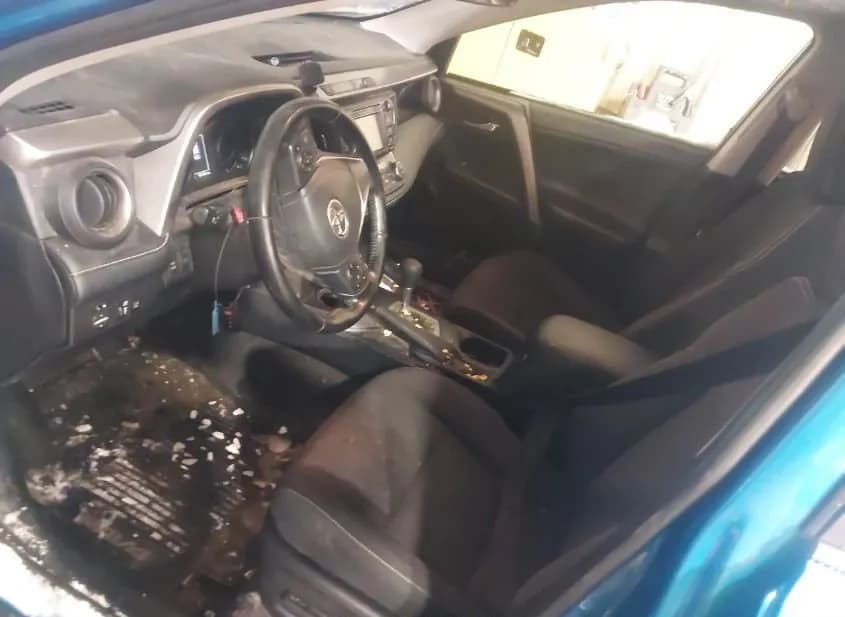 2018 TOYOTA RAV4 Used VIN JTMRFREV3JJ204172 – engine bay 2018 TOYOTA RAV4 Used VIN JTMRFREV3JJ204172 – engine bay