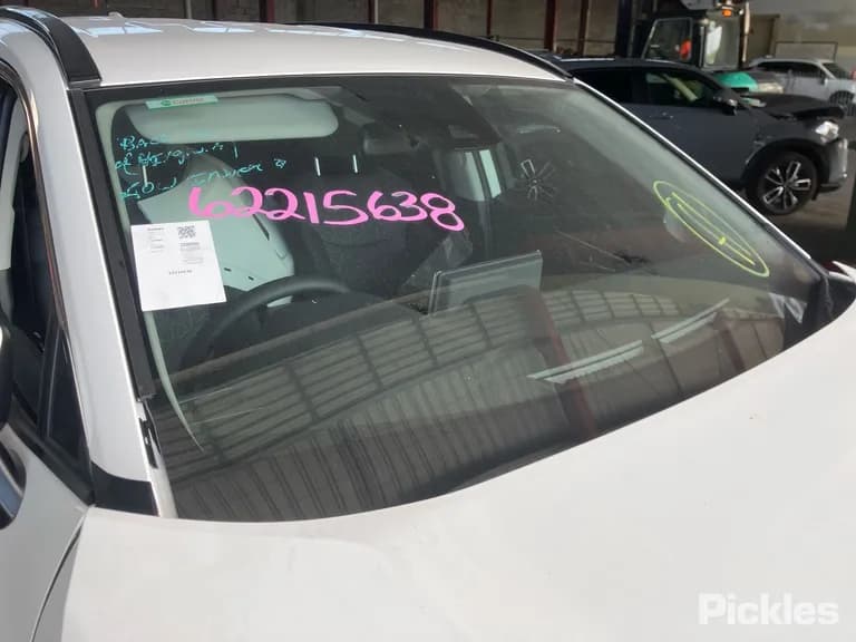 2025 Toyota RAV4 Used VIN JTMRW3FV40D354252 – dashboard 2025 Toyota RAV4 Used VIN JTMRW3FV40D354252 – dashboard