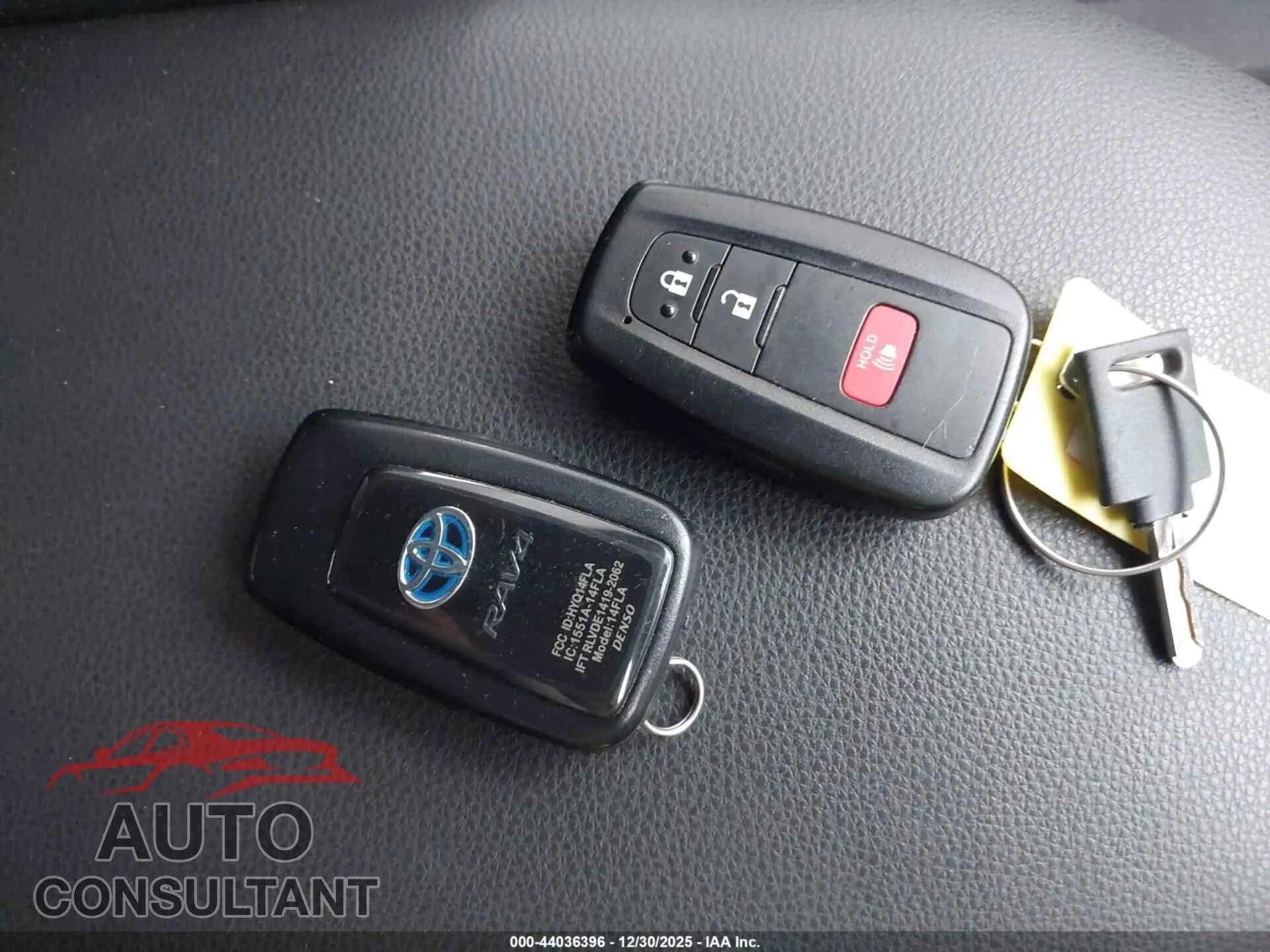 2022 TOYOTA RAV4 HYBRID Damaged VIN JTMRWRFV9ND143560 – photo 11 2022 TOYOTA RAV4 HYBRID Damaged VIN JTMRWRFV9ND143560 – photo 11