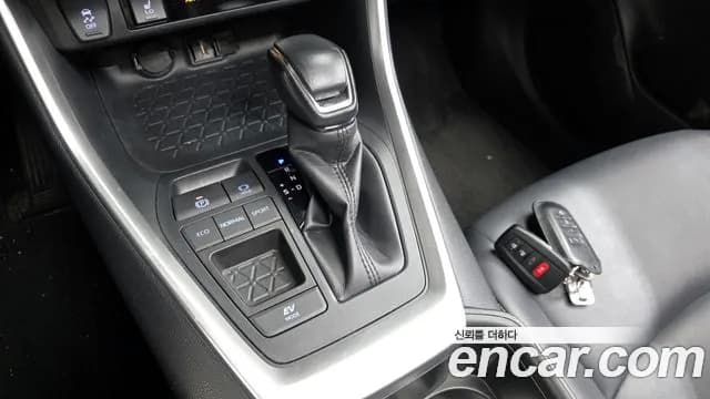 2022 Toyota RAV4 5th Gen 2.5 2WD Hybrid Sold VIN JTMW2RFV9ND118205 – photo 17 2022 Toyota RAV4 5th Gen 2.5 2WD Hybrid Sold VIN JTMW2RFV9ND118205 – photo 17