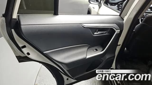 2021 Toyota RAV4 5th Gen 2.5 2WD Hybrid Sold VIN JTMW2RFVXMD099520 – photo 17 2021 Toyota RAV4 5th Gen 2.5 2WD Hybrid Sold VIN JTMW2RFVXMD099520 – photo 17