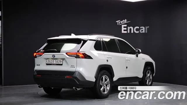2021 Toyota RAV4 5th Gen 2.5 2WD Hybrid Sold VIN JTMW2RFVXMD099520 – photo 34 2021 Toyota RAV4 5th Gen 2.5 2WD Hybrid Sold VIN JTMW2RFVXMD099520 – photo 34