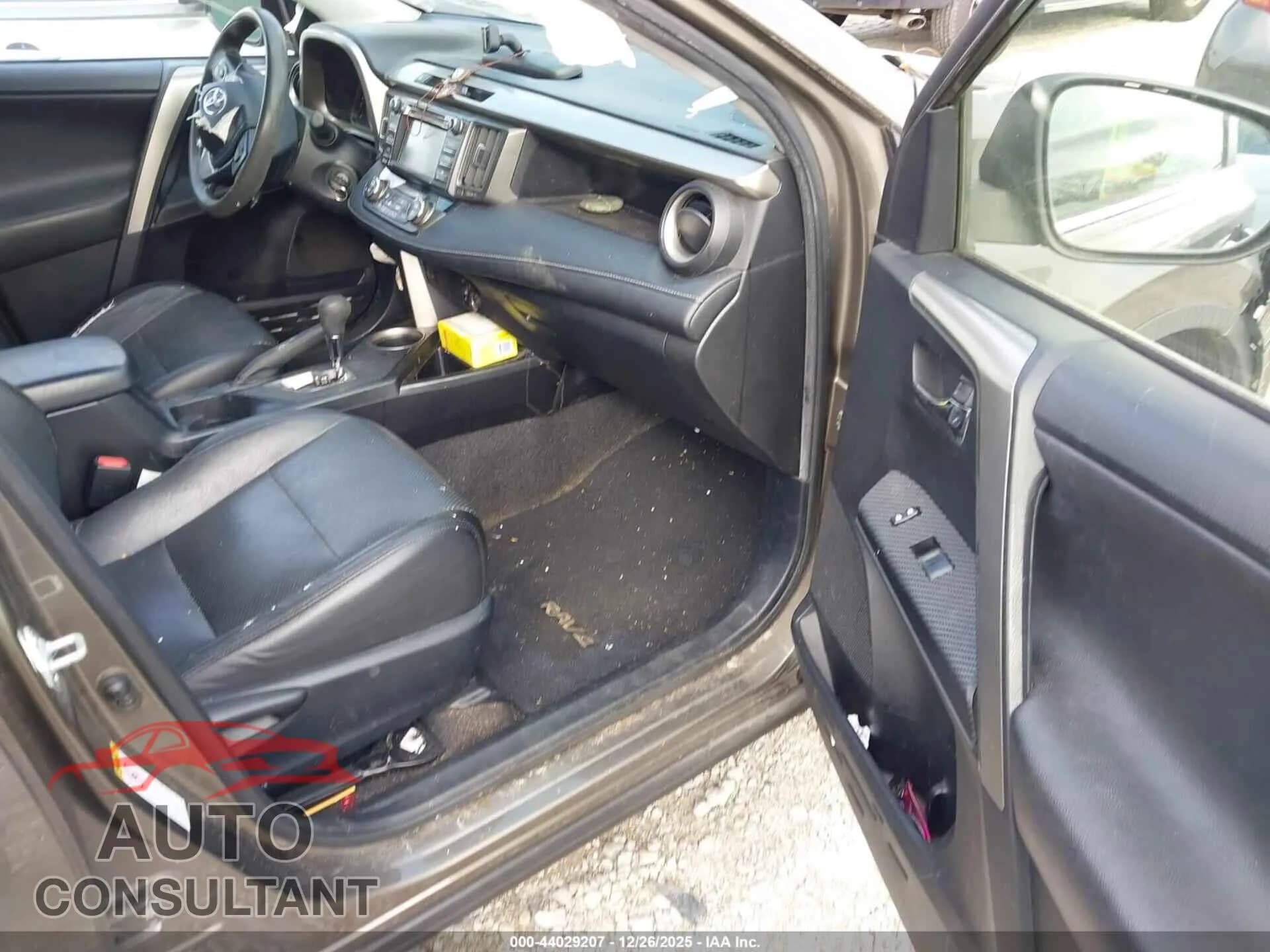 2014 TOYOTA RAV4 Damaged VIN JTMWFREV4ED040518 – interior seats 2014 TOYOTA RAV4 Damaged VIN JTMWFREV4ED040518 – interior seats