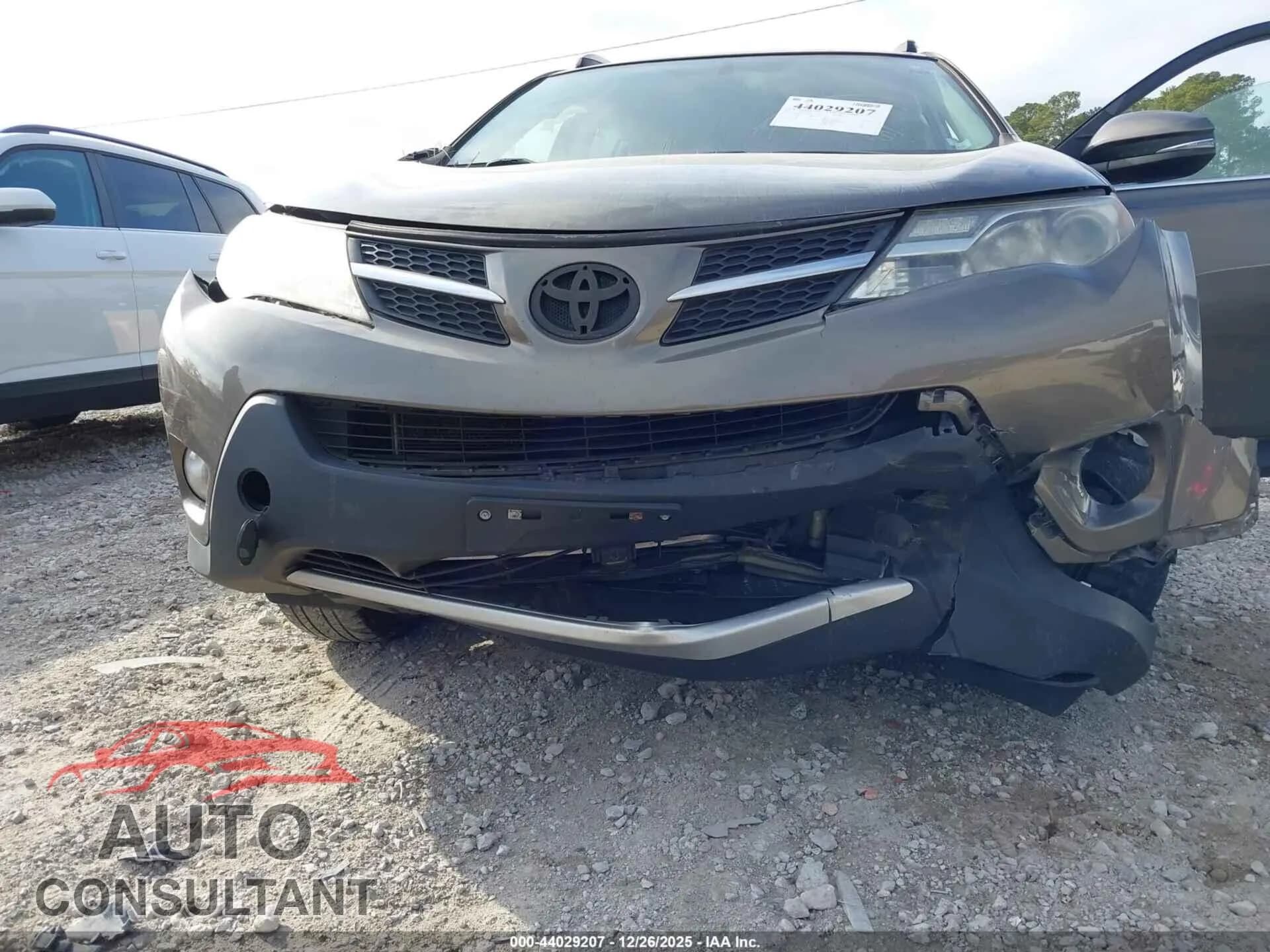 2014 TOYOTA RAV4 Damaged VIN JTMWFREV4ED040518 – engine bay 2014 TOYOTA RAV4 Damaged VIN JTMWFREV4ED040518 – engine bay