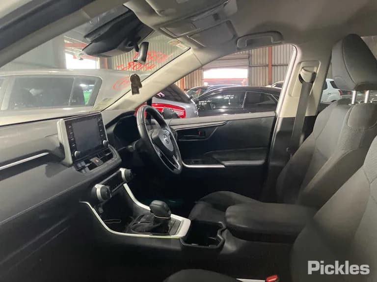2022 Toyota RAV4 Used VIN JTMZ23FV20D117514 – rear exterior 2022 Toyota RAV4 Used VIN JTMZ23FV20D117514 – rear exterior