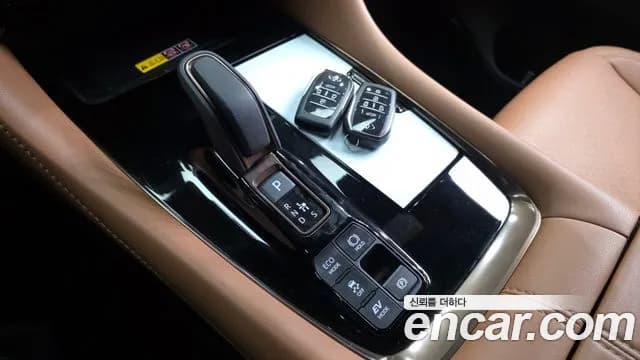 2025 Toyota Alphard 4th Gen 2.5 HEV Executive AWD Sold VIN JTNAEACH2S8040237 – photo 25 2025 Toyota Alphard 4th Gen 2.5 HEV Executive AWD Sold VIN JTNAEACH2S8040237 – photo 25