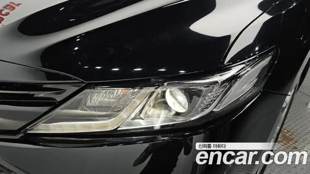 2019 Toyota Camry (XV70) 2.5 LE Hybrid Sold VIN JTNB21HK1K3045914 – rear exterior 2019 Toyota Camry (XV70) 2.5 LE Hybrid Sold VIN JTNB21HK1K3045914 – rear exterior