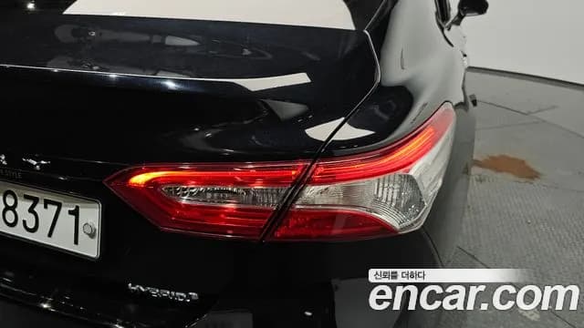 2019 Toyota Camry (XV70) 2.5 LE Hybrid Sold VIN JTNB21HK1K3045914 – interior seats 2019 Toyota Camry (XV70) 2.5 LE Hybrid Sold VIN JTNB21HK1K3045914 – interior seats