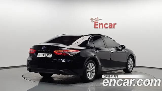 2019 Toyota Camry (XV70) 2.5 LE Hybrid Sold VIN JTNB21HK1K3045914 – trunk area 2019 Toyota Camry (XV70) 2.5 LE Hybrid Sold VIN JTNB21HK1K3045914 – trunk area