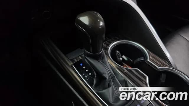 2019 Toyota Camry (XV70) 2.5 XLE Hybrid Sold VIN JTNB21HK4K3031862 – photo 15 2019 Toyota Camry (XV70) 2.5 XLE Hybrid Sold VIN JTNB21HK4K3031862 – photo 15