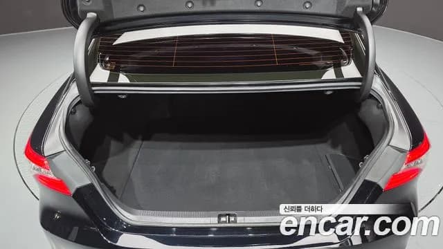 2018 Toyota Camry (XV70) 2.5 XLE Hybrid Sold VIN JTNB21HK5J3003146 – front exterior 2018 Toyota Camry (XV70) 2.5 XLE Hybrid Sold VIN JTNB21HK5J3003146 – front exterior