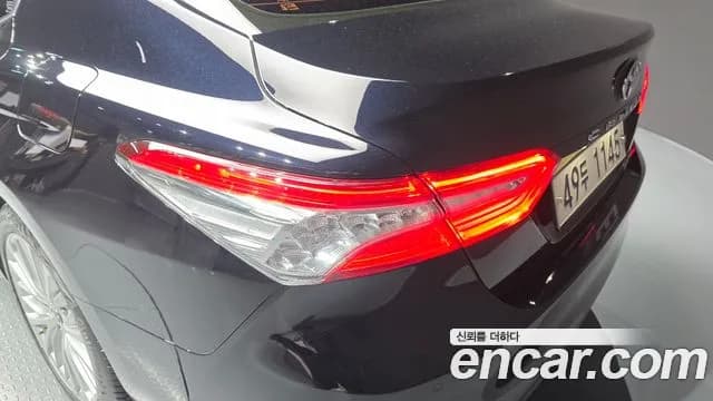 2018 Toyota Camry (XV70) 2.5 XLE Hybrid Sold VIN JTNB21HK5J3003146 – photo 14 2018 Toyota Camry (XV70) 2.5 XLE Hybrid Sold VIN JTNB21HK5J3003146 – photo 14