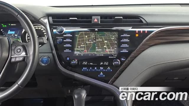 2019 Toyota Camry (XV70) 2.5 XLE Hybrid Sold VIN JTNB21HK5K3014407 – rear exterior 2019 Toyota Camry (XV70) 2.5 XLE Hybrid Sold VIN JTNB21HK5K3014407 – rear exterior