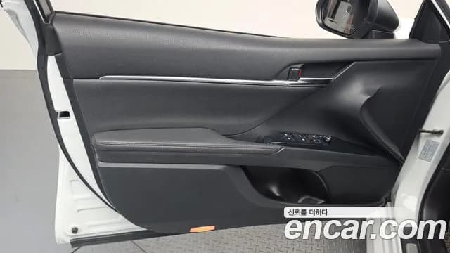 2019 Toyota Camry (XV70) 2.5 XLE Hybrid Sold VIN JTNB21HK5K3014407 – undercarriage 2019 Toyota Camry (XV70) 2.5 XLE Hybrid Sold VIN JTNB21HK5K3014407 – undercarriage