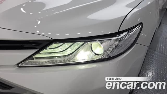 2019 Toyota Camry (XV70) 2.5 XLE Hybrid Sold VIN JTNB21HK5K3014407 – photo 17 2019 Toyota Camry (XV70) 2.5 XLE Hybrid Sold VIN JTNB21HK5K3014407 – photo 17