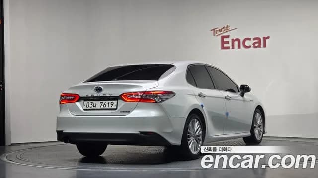 2019 Toyota Camry (XV70) 2.5 XLE Hybrid Sold VIN JTNB21HK9K3023854 – photo 12 2019 Toyota Camry (XV70) 2.5 XLE Hybrid Sold VIN JTNB21HK9K3023854 – photo 12