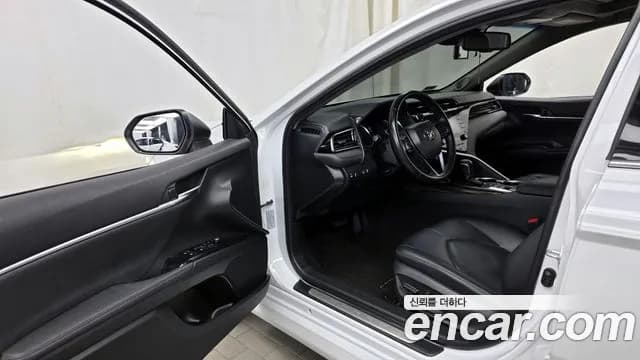 2019 Toyota Camry (XV70) 2.5 XLE Hybrid Sold VIN JTNB21HK9K3023854 – photo 17 2019 Toyota Camry (XV70) 2.5 XLE Hybrid Sold VIN JTNB21HK9K3023854 – photo 17