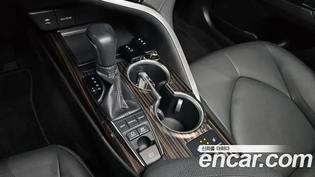 2018 Toyota Camry (XV70) 2.5 XLE Hybrid Sold VIN JTNB21HKXJ3010013 – trunk area 2018 Toyota Camry (XV70) 2.5 XLE Hybrid Sold VIN JTNB21HKXJ3010013 – trunk area