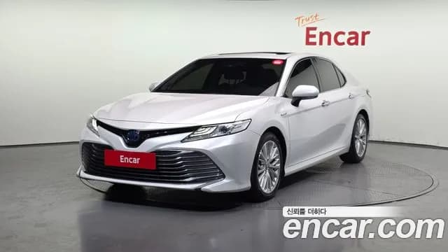 2020 Toyota Camry (XV70) 2.5 XLE Hybrid Sold VIN JTNB21HKXL3077973 – trunk area 2020 Toyota Camry (XV70) 2.5 XLE Hybrid Sold VIN JTNB21HKXL3077973 – trunk area