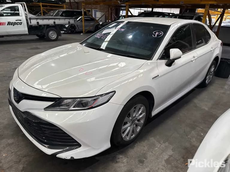 2020 Toyota Camry - VIN JTNBA3HK303002476 2020 Toyota Camry VIN JTNBA3HK303002476