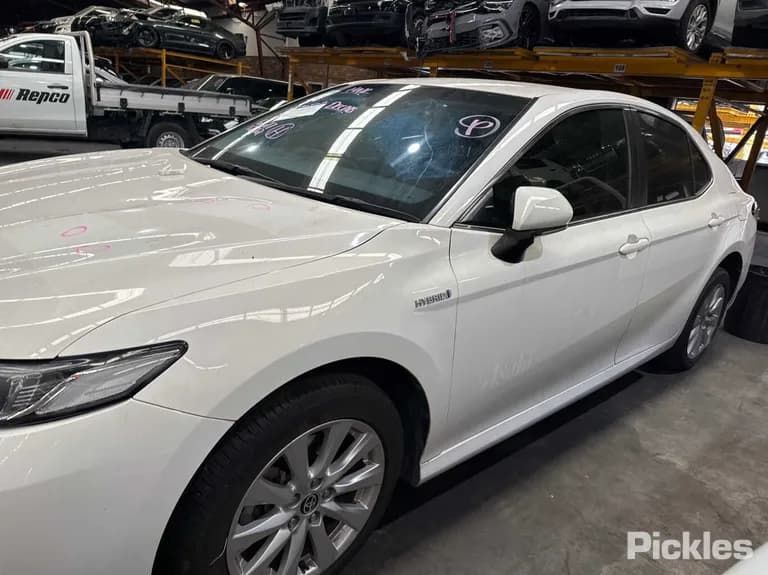 2020 Toyota Camry Used VIN JTNBA3HK303002476 – photo 13 2020 Toyota Camry Used VIN JTNBA3HK303002476 – photo 13