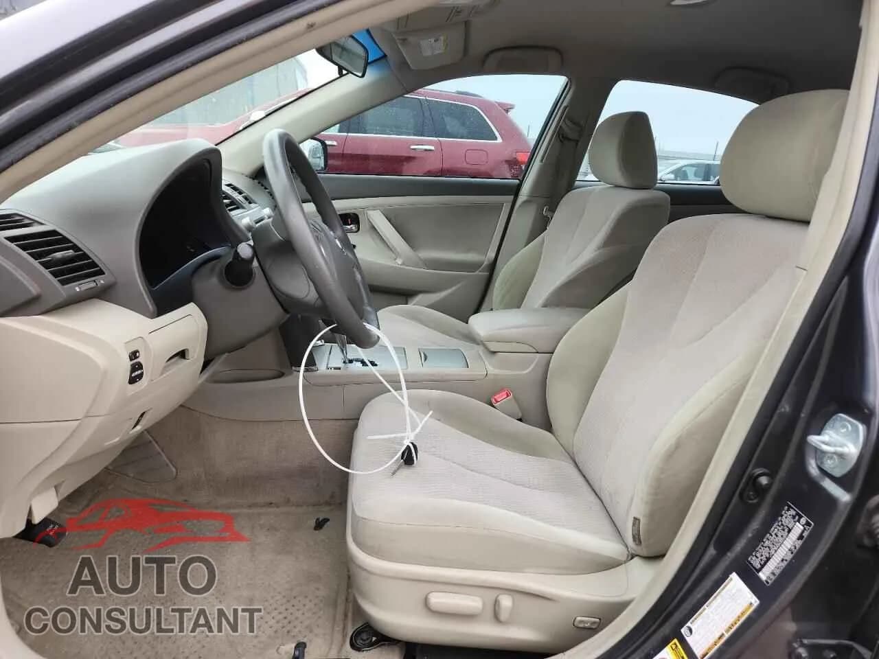 2010 TOYOTA CAMRY Damaged VIN JTNBF3EK2A3003299 – exterior detail 2010 TOYOTA CAMRY Damaged VIN JTNBF3EK2A3003299 – exterior detail