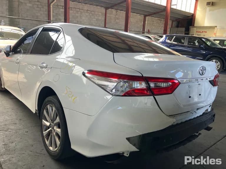 2018 Toyota Camry Used VIN JTNBF3HK603010153 – side profile 2018 Toyota Camry Used VIN JTNBF3HK603010153 – side profile