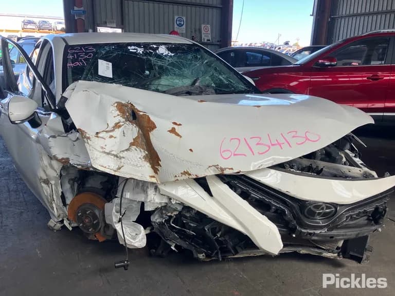 2018 Toyota Camry Used VIN JTNBF3HK603010153 – exterior detail 2018 Toyota Camry Used VIN JTNBF3HK603010153 – exterior detail