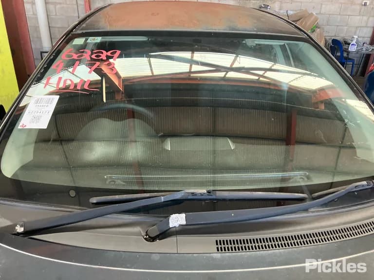 2010 Toyota Corolla Used VIN JTNBU52E00J051894 – engine bay 2010 Toyota Corolla Used VIN JTNBU52E00J051894 – engine bay