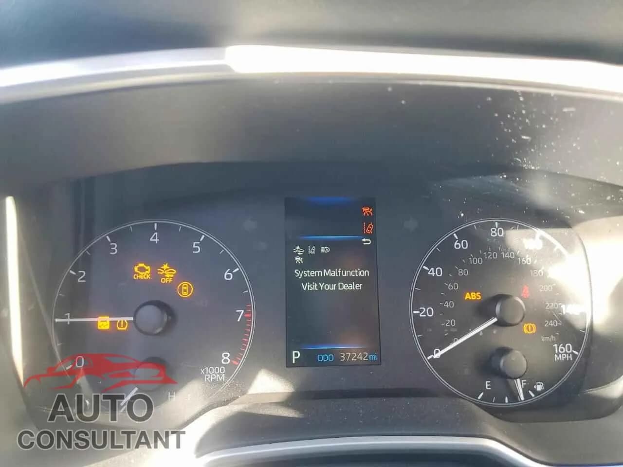 2025 TOYOTA COROLLA Damaged VIN JTND4MBE5S3239143 – trunk area 2025 TOYOTA COROLLA Damaged VIN JTND4MBE5S3239143 – trunk area