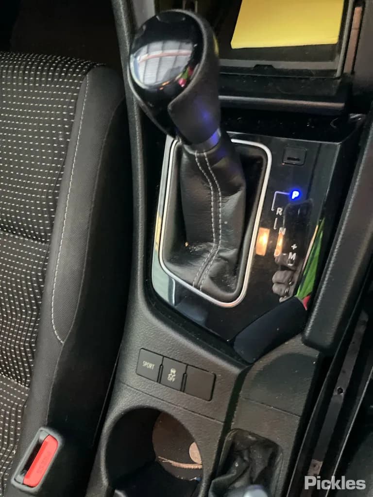 2017 Toyota Corolla Used VIN JTNKU3JE80J559892 – undercarriage 2017 Toyota Corolla Used VIN JTNKU3JE80J559892 – undercarriage