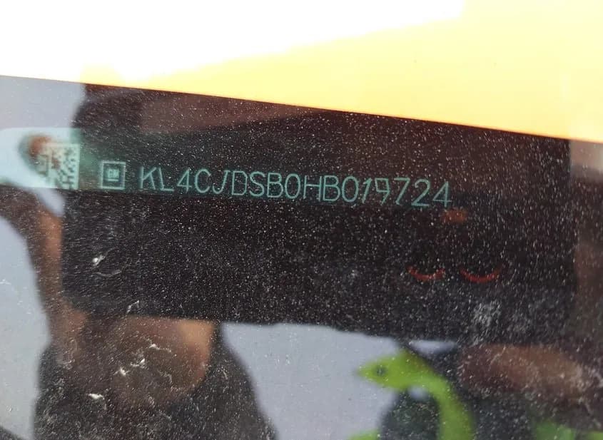 2017 BUICK Encore Used VIN KL4CJDSB0HB019724 – exterior detail 2017 BUICK Encore Used VIN KL4CJDSB0HB019724 – exterior detail