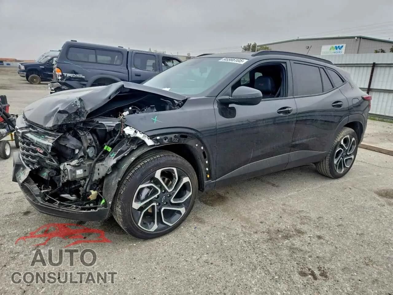 2025 CHEVROLET TRAX 2RS Damaged VIN KL77LJEP7SC278782 – front exterior 2025 CHEVROLET TRAX 2RS Damaged VIN KL77LJEP7SC278782 – front exterior