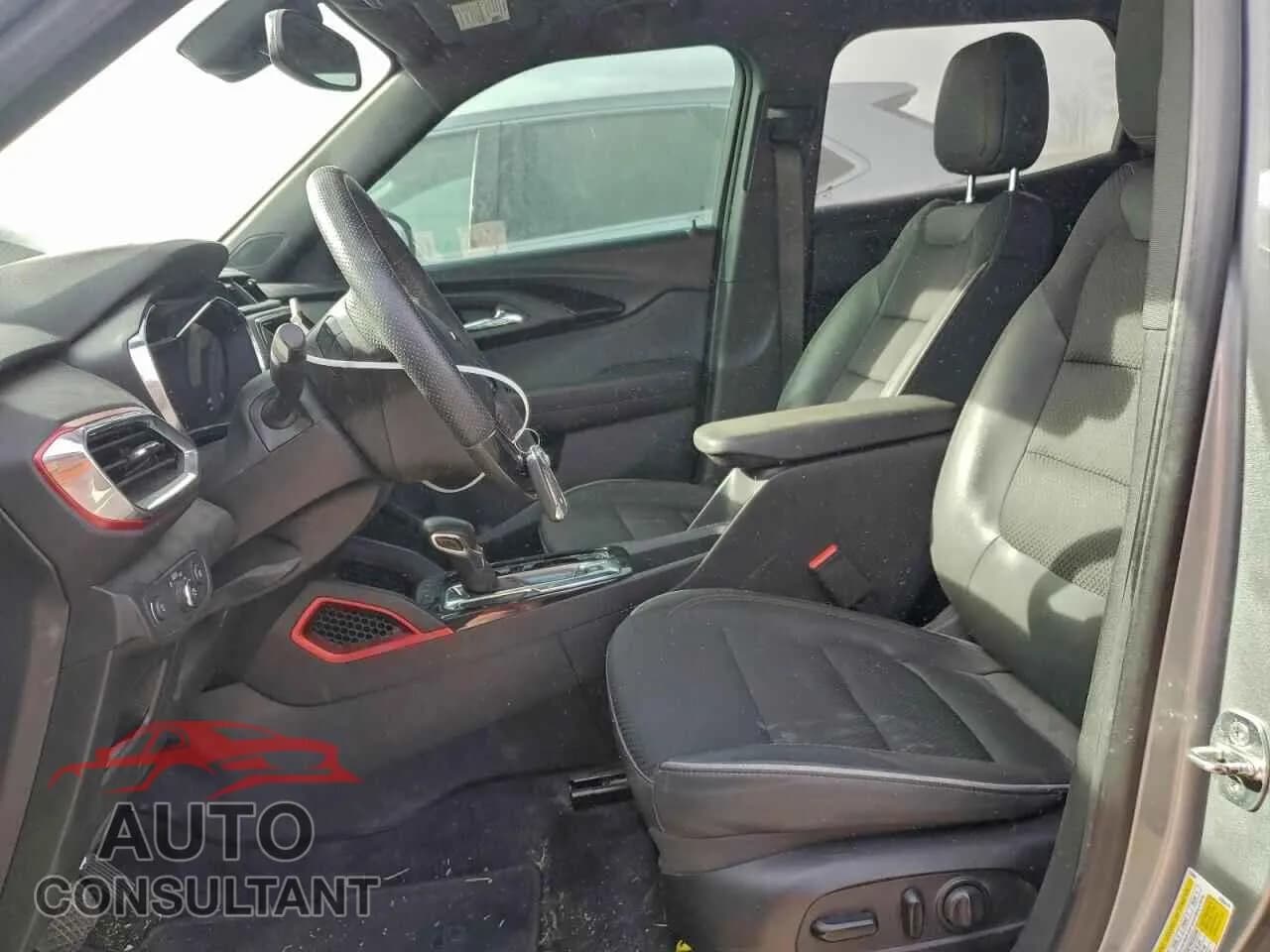 2023 CHEVROLET TRAILBLZR Damaged VIN KL79MUSLXPB201975 – exterior detail 2023 CHEVROLET TRAILBLZR Damaged VIN KL79MUSLXPB201975 – exterior detail